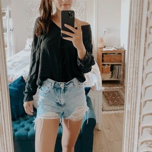 BRANDY MELVILLE NAVY BLOUSE!